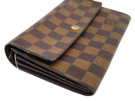 authentic Louis Vuitton damier wallet